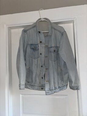 Light Wash Denim Jacket for women’s  - Classic oversized Layer